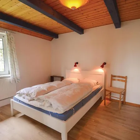 Six-bedroom Holiday In Thisted *