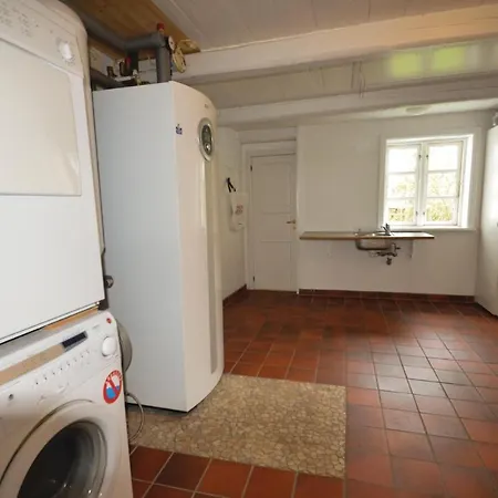 Six-bedroom Holiday In Thisted Sønder Vorupør