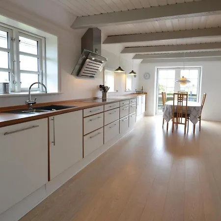 Сasa de vacaciones Six-bedroom Holiday In Thisted *
